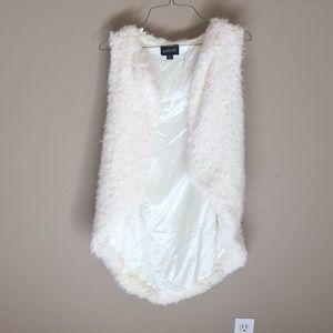 Creme/White Color Faux Fur Sherpa Vest